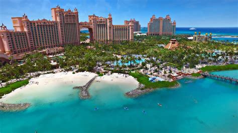 The cove at atlantis autograph collection  Complimentary Tennis Clinics